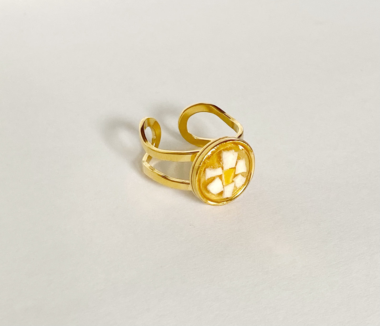 sustainable-jewelry-handmade-rings-microplastics-upcylced